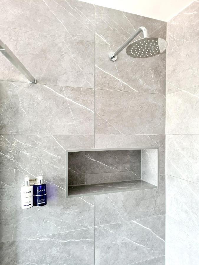 Mystique Barn Apartment บริสตอล ภายนอก รูปภาพ